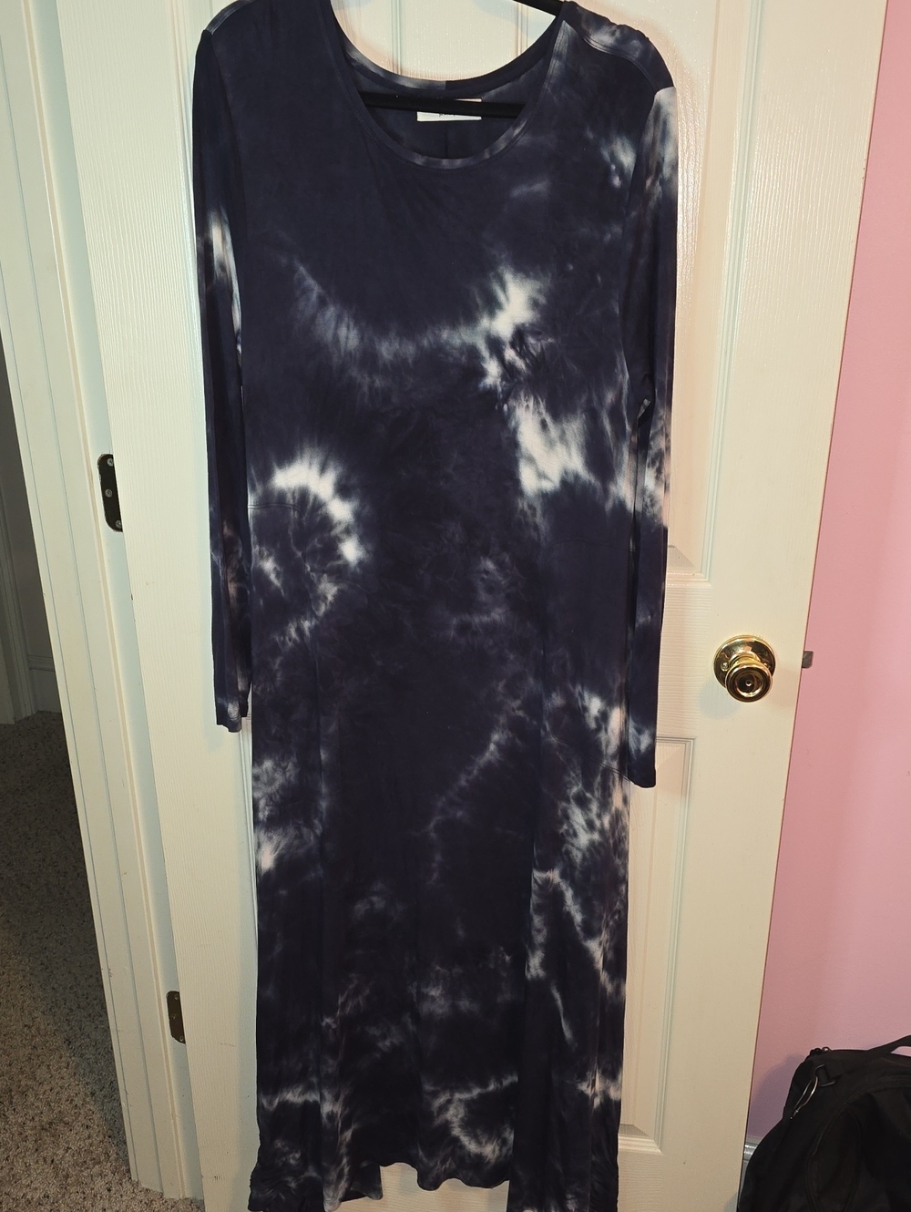 NATURAL LIFE Navy and White Tie-Dye Long Sleeve Maxi Dress